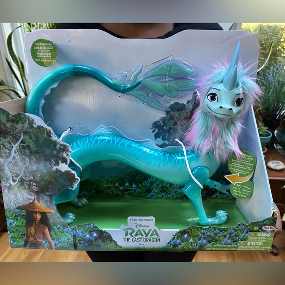 Raya the last dragon Disney Frozen movie new in box - Picture 3 of 7